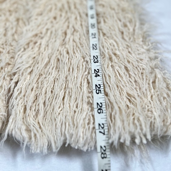 JOLT Women's Cream Neutral Faux Fur Front Clasped Sleeveless‎ Vest Size Medium - Picture 11 of 12